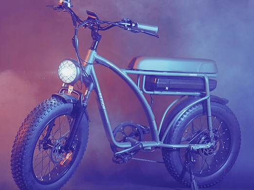 2022复古电动自行车室内科幻效果