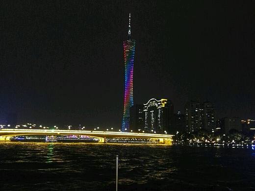 夜游珠江