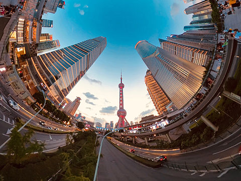 东方明珠塔非常规视角