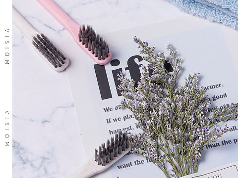 牙刷（个人主页-ZNDQ2NzU4Mjg=） - 产品摄影 - 站酷设计师视觉LI原创素材 - 站酷ZCOOL