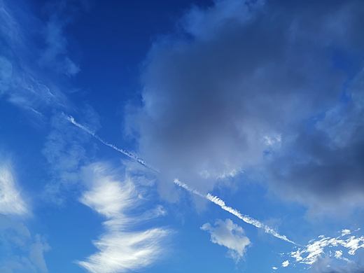 雨后的藍(lán)天（個人主頁-ZMzMwMTUwMjQ=） - 風(fēng)光攝影 - 站酷設(shè)計師左右互搏老頑童原創(chuàng)素材 - 站酷ZCOOL