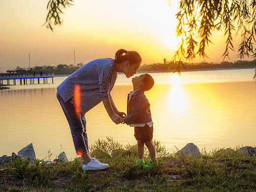 元宝小盆友和帅气妈妈