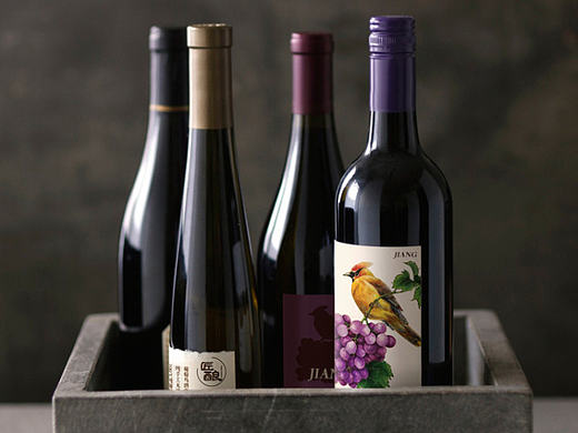 红酒 logo & 瓶贴设计（个人主页-ZMjA5MzAwNjQ=） - 包装 - 站酷设计师manala1220原创素材 - 站酷ZCOOL