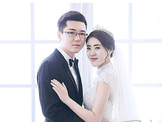 婚纱网页（个人主页-ZMTkwMTU2OTY=） - 门户网站 - 站酷设计师渲染的寂寞原创素材 - 站酷ZCOOL