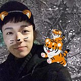 麻辣兔头的插画的头像