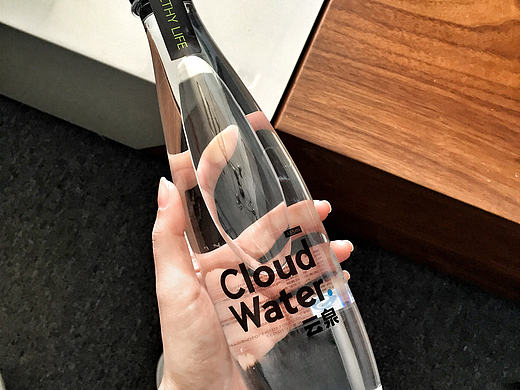 CloudWater矿泉水包装设计