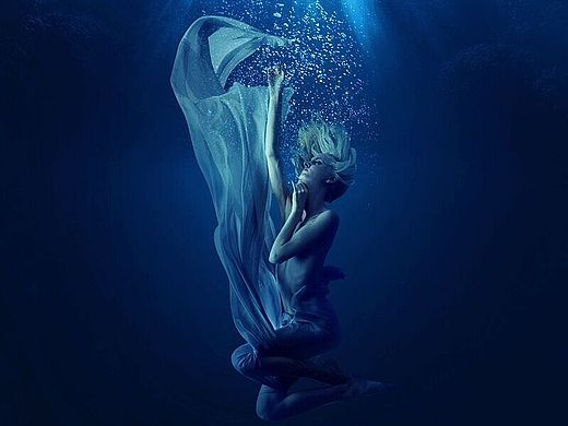 海底合成