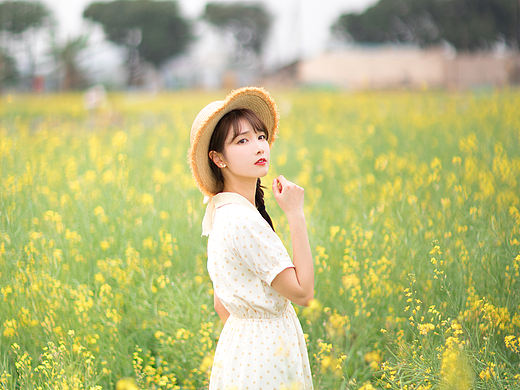 花间志