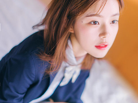 几只麻雀从眼前飞过又消失，如往年一样春天又快过去了