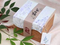 大三包装作业-成都辉煌手工养生糕点礼品套装-（芝麻糕）&nbsp;欢迎大家批评指教