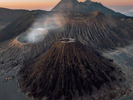 印度尼西亚，火山