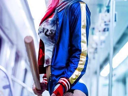 彩铅 圆珠笔画 小丑女