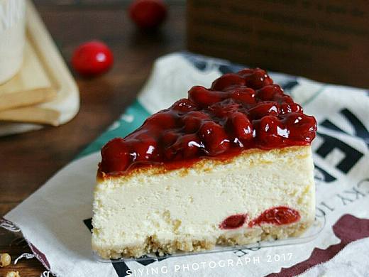 好利来的樱桃芝士蛋糕（个人主页-ZMjQ4Nzc3NzI=） - 产品摄影 - 站酷设计师YINGPHOTO原创素材 - 站酷ZCOOL