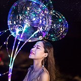 冷冷插画的头像