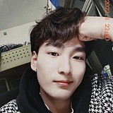 摆尾小马达的头像