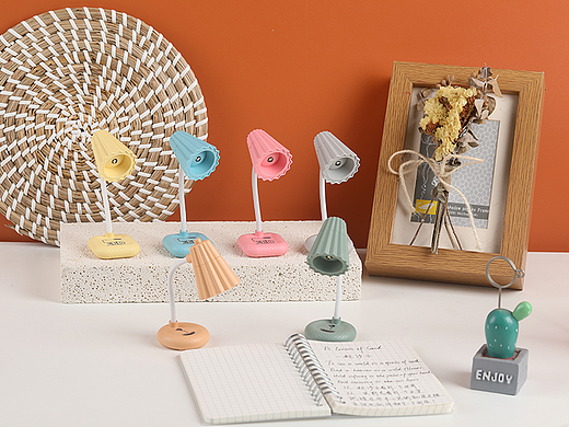 迷你磁吸小台灯拍摄