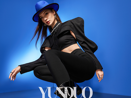 品牌：兰蔻  克莱因蓝时尚运动系列 芭比裤 小黑裤