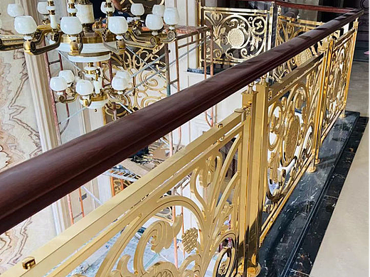 别墅铜艺雕刻楼梯护栏潮流前线