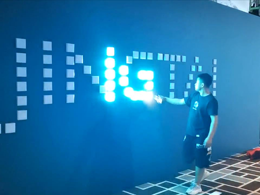 光感灯，手机点亮LOGO