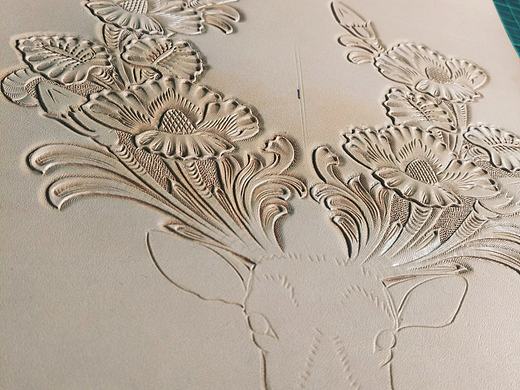 圣诞节，好多人要这个麋鹿嘞（个人主页-ZMjUzODk4NzI=） - 工艺品设计 - 站酷设计师阿浩皮雕原创素材 - 站酷ZCOOL