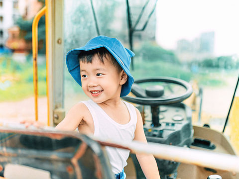 心中迷恋着的那辆挖掘机