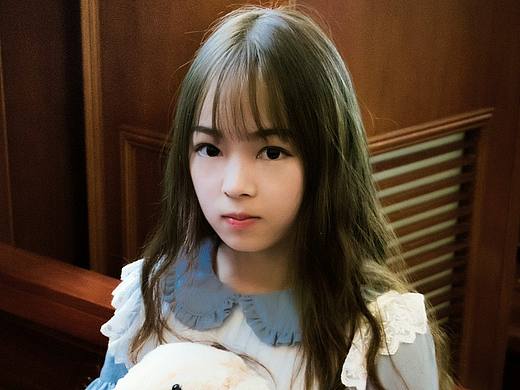 《天主教堂的少女》（个人主页-ZMjIwMDg1NDA=） - 人像摄影 - 站酷设计师不靠谱小青年原创素材 - 站酷ZCOOL