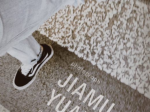 街拍，下班路上（个人主页-ZNDQ3NTk3Njg=） - 人文/纪实摄影 - 站酷设计师嘉木Jam摄影原创素材 - 站酷ZCOOL