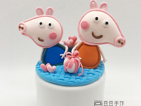 小猪佩琦和乔治八音盒（个人主页-ZMzM0NjMwMDQ=） - 手办/模玩 - 站酷设计师沐沐豆豉原创素材 - 站酷ZCOOL