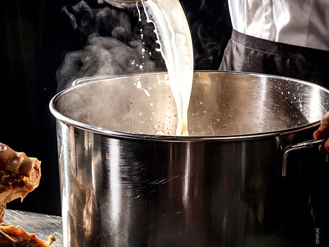 牛肉汤（个人主页-ZNDkyNDU0NTI=） - 产品摄影 - 站酷设计师乐TEL原创素材 - 站酷ZCOOL