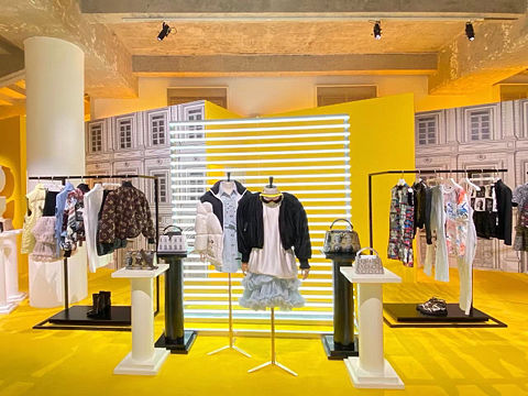 路易威登，北京.（個人主頁-ZNTQ0MzQ4NzY=） - 展陳設(shè)計 - 站酷設(shè)計師尼卡馬斯特原創(chuàng)素材 - 站酷ZCOOL