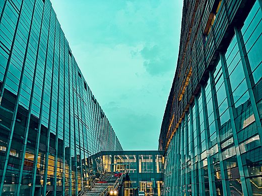 夜幕降临时（个人主页-ZMzMyMzkyNjg=） - 环境/建筑摄影 - 站酷设计师LIANGPEIXIN原创素材 - 站酷ZCOOL