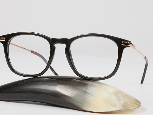 如何辨别深圳牛角工厂眼镜架质量好坏？-新创森