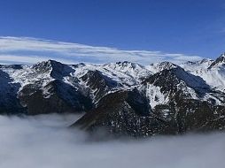 4月的四姑娘山