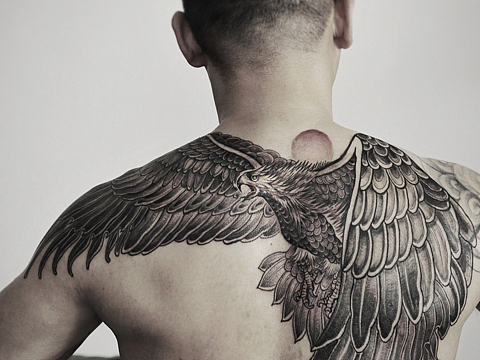 大鹏纹身 大鹏展翅 翅膀纹身 未完待续