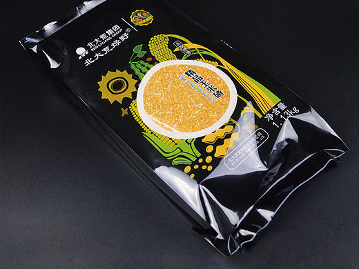 看下北大荒客户寄过来的大米包装设计和五谷杂粮包装设计成品效果呗