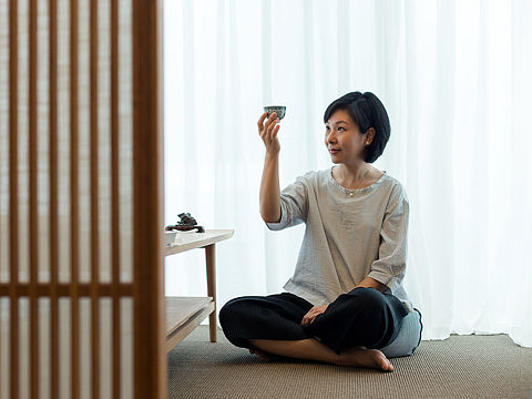 球小姐和她的茶室