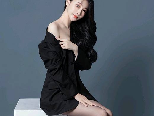 西装➕黑丝