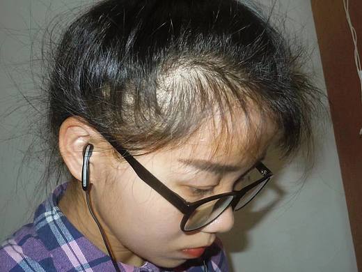 這樣算自黑吧（個(gè)人主頁(yè)-ZMjc0ODk4Njg=） - 人像攝影 - 站酷設(shè)計(jì)師_ROBIN原創(chuàng)素材 - 站酷ZCOOL