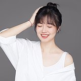 修想卖萌的头像