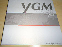 简单的服装纺织集团产品目录设计 - YGM Catelog