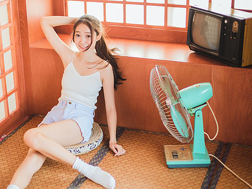夏日少女。