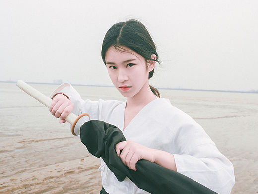 小島牙子