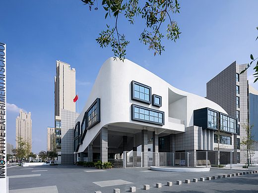 郑州创新实验学校
