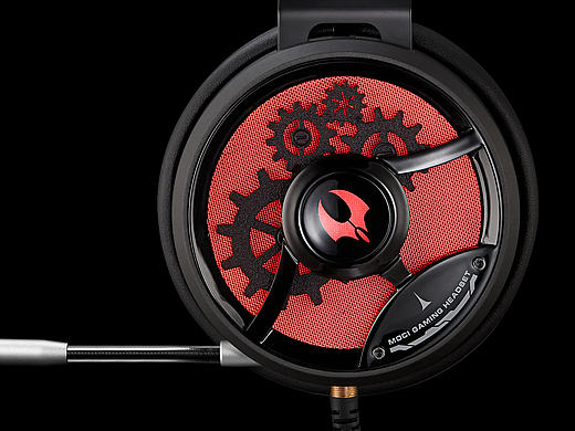 高清电竞耳机修图