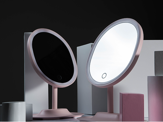 无极调光化妆镜