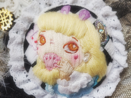 原创胸针