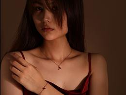 暗雅首飾佩戴意境拍攝，珠寶模特