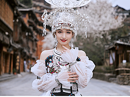 民族服饰