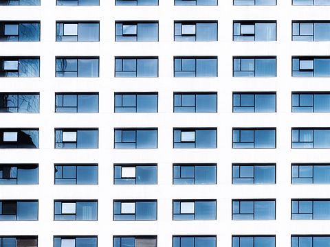 建筑局部 五彩斑斓的白