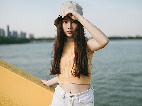 【學妹和她的夏天】（個人主頁-ZMjE2MjAxNTI=） - 人像攝影 - 站酷設計師葉一粥zzZ原創(chuàng)素材 - 站酷ZCOOL